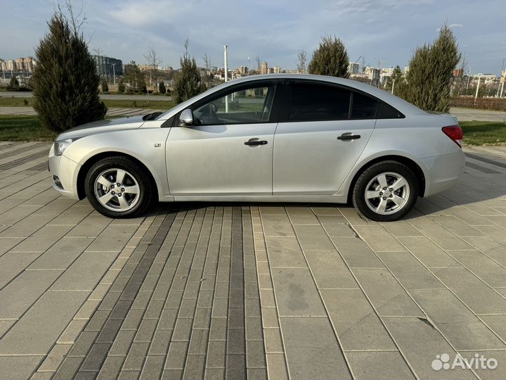Chevrolet Cruze 1.6 МТ, 2010, 154 300 км