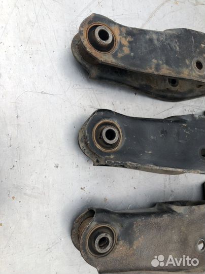 Рычаг задний поперечный Mitsubishi Lancer X