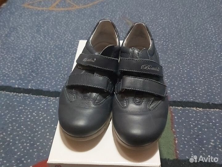 Кожаные туфли 35 размер