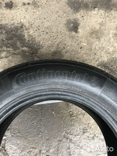 Continental ContiPremiumContact 5 215/60 R16