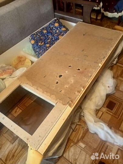 Перетяжка и ремонт мебели на дому