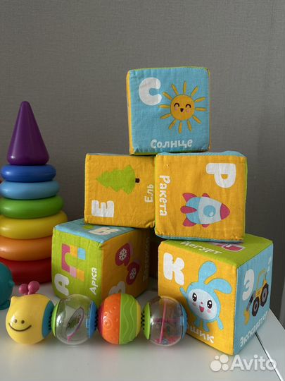 Развивающие игрушки для малышей
