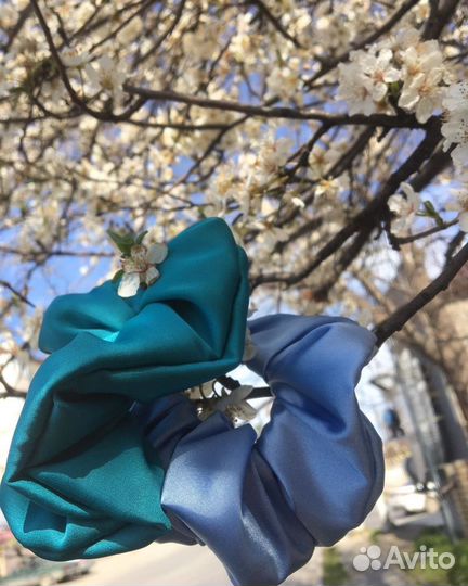 Резинка для волос скранчи