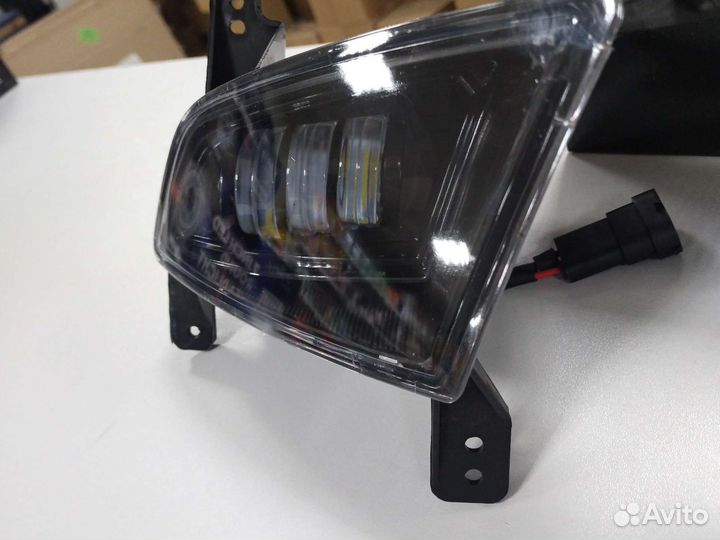 Фары противотуманные LED Приора 2