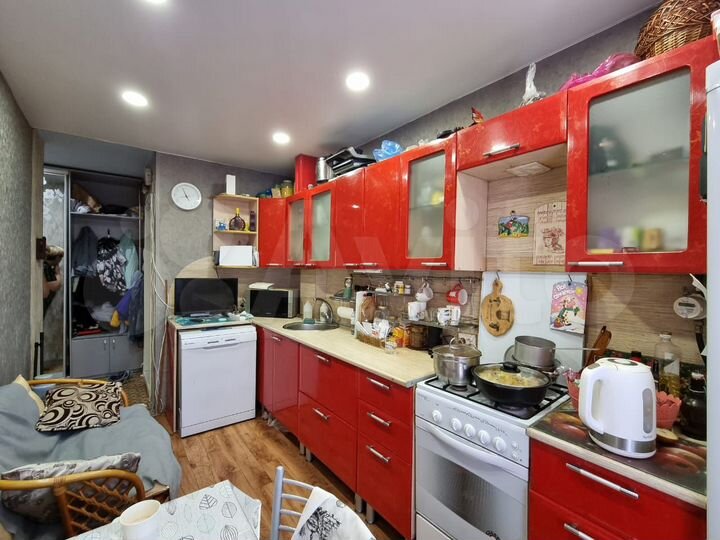 3-к. квартира, 60 м², 2/9 эт.