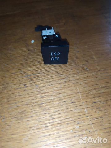 Кнопка антипробуксовочной системы VW Passat CC