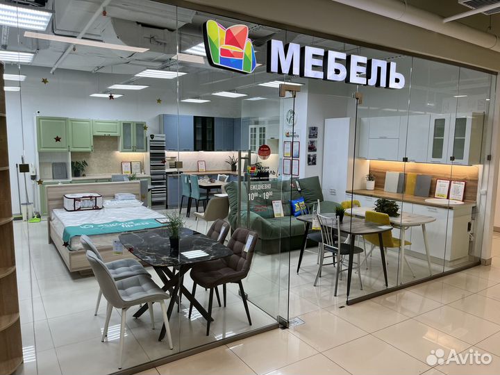 Продавец консультант мебели