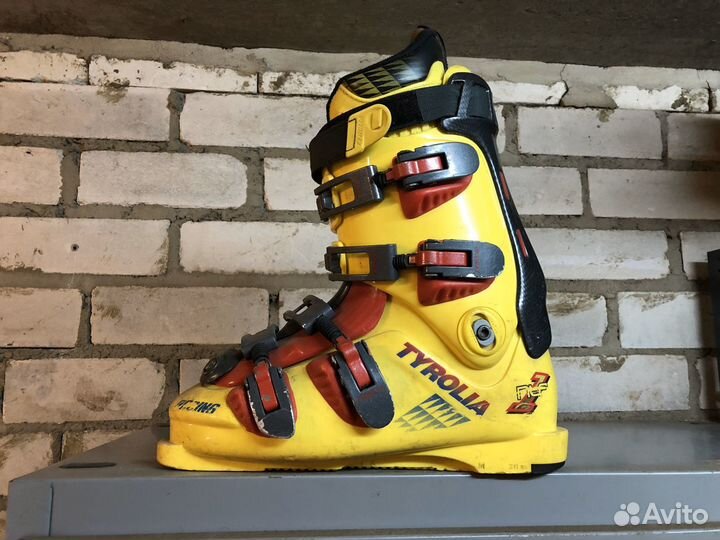 Горнолыжные ботинки tyrolia размер 27