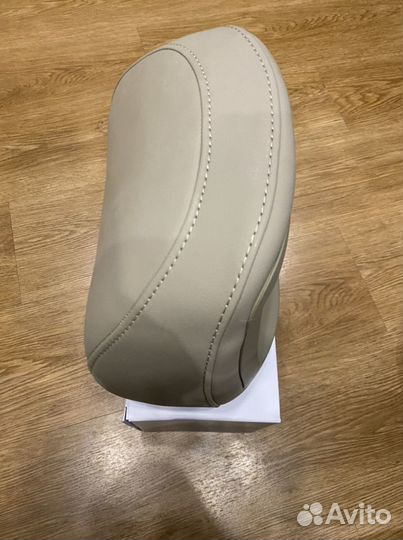 Мультимедийные подголовники для Toyota Lexus