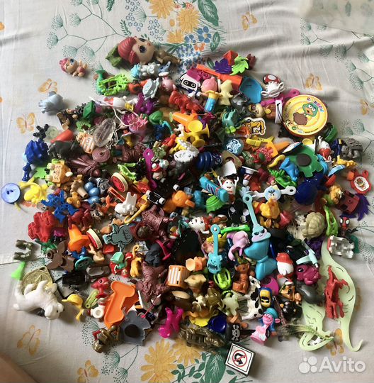 Игрушки из киндеров