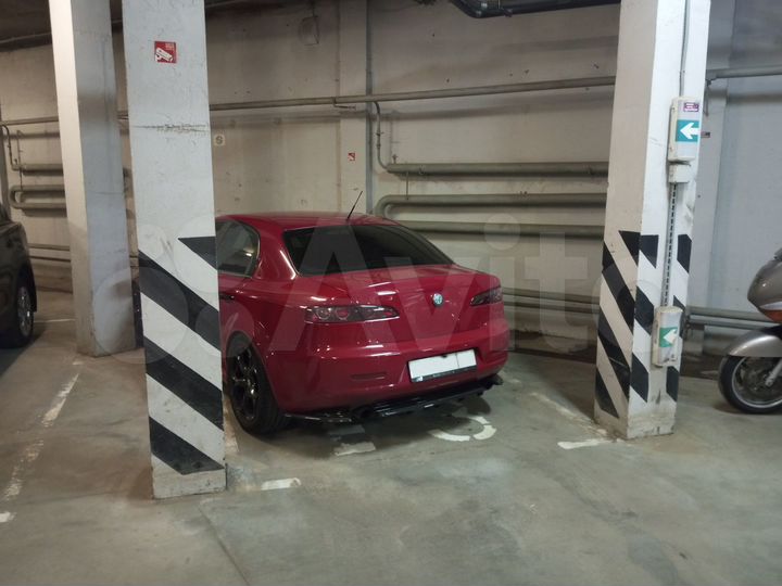 Машиноместо, 16 м²
