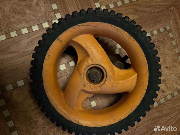 Колеса для бензонокосилки