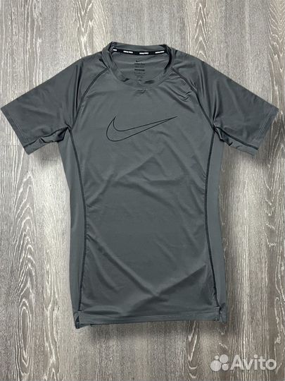 Рашгард компресионная футболка Nike pro