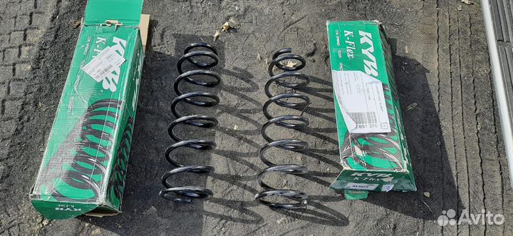 Пружины передние с TLC 105