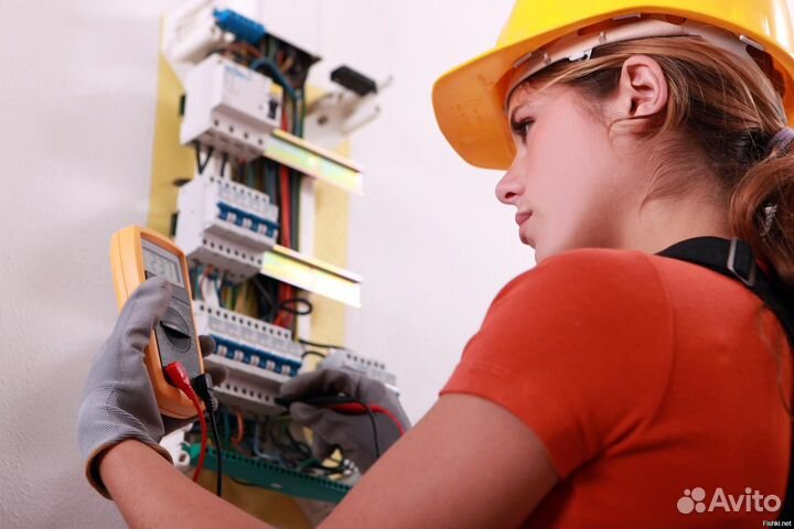 Электрик суточные вахта 8 часов рабочий день