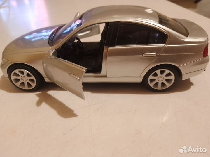 Машинка bmw