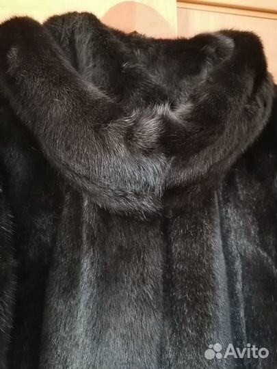 Шуба норковая blackglama с капюшоном