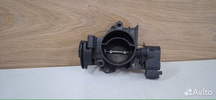 Дроссельная заслонка Peugeot 206 1.4KFV 1998-2003