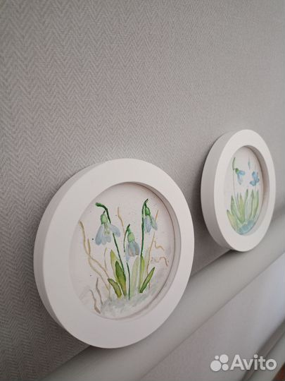 Две акварели в круглой рамке. Продаются парой