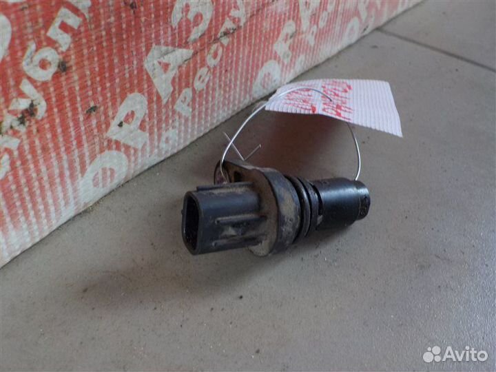 Датчик распределительного вала Toyota Corolla