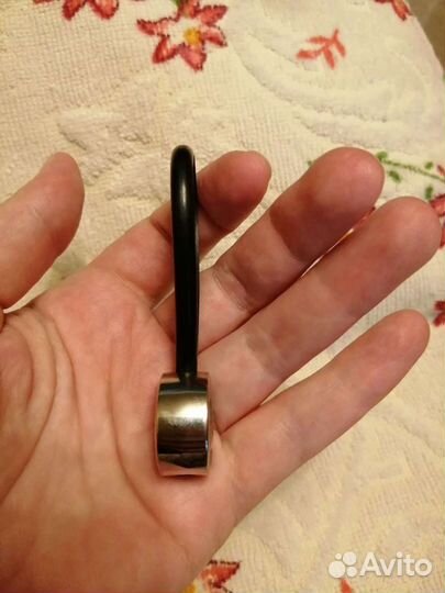 Сувенирная подвеска на а/м Mitsubishi