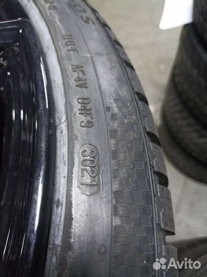 Continental ContiWinterContact TS 860S 285/30 R22