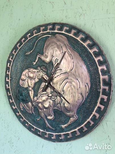 Часы настенные, панно