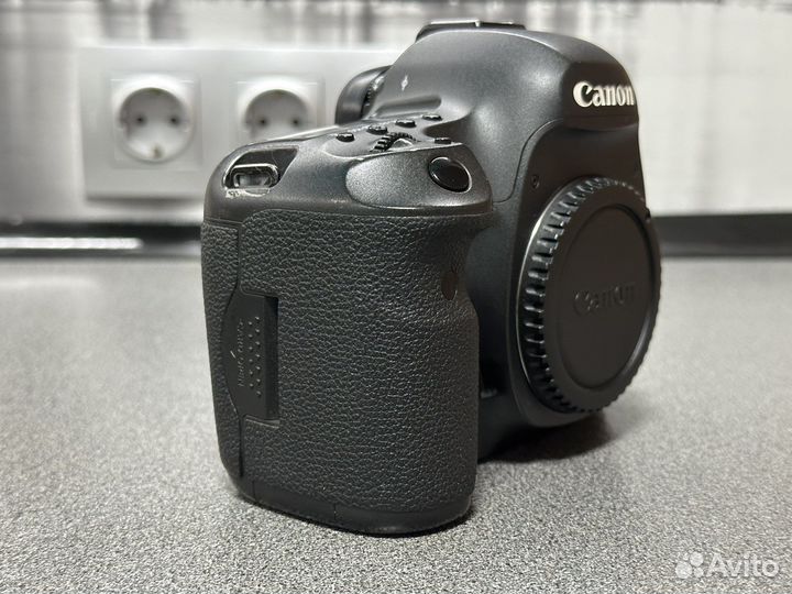 Canon EOS 5DSR