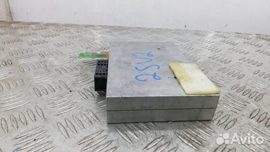 Блок управления антенной skoda yeti 1 (2SV02XA01)