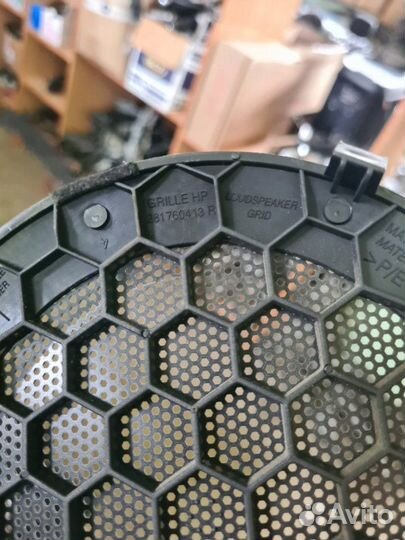 Крышка динамика LADA Largus K4M 2016