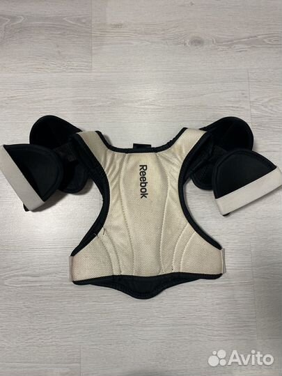 Нагрудник юниорский хоккейный Reebok 10k JR S