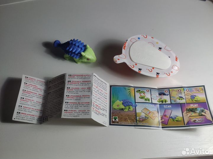 Анкилозавр из kinder joy Jurassic World 2024
