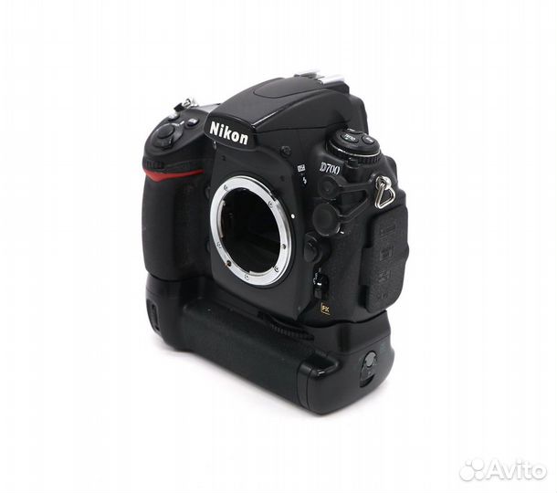 Nikon D700 body (пробег 56010 кадров)