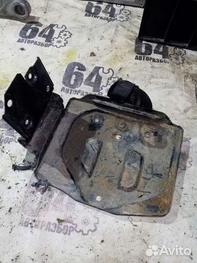 Кронштейн Крепление аккумулятора Fiat Albea