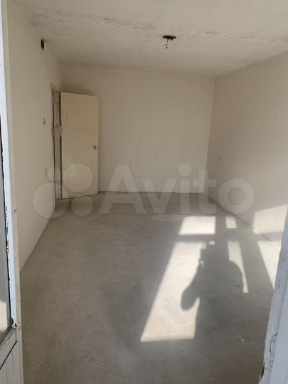 2-к. квартира, 52 м², 5/9 эт.