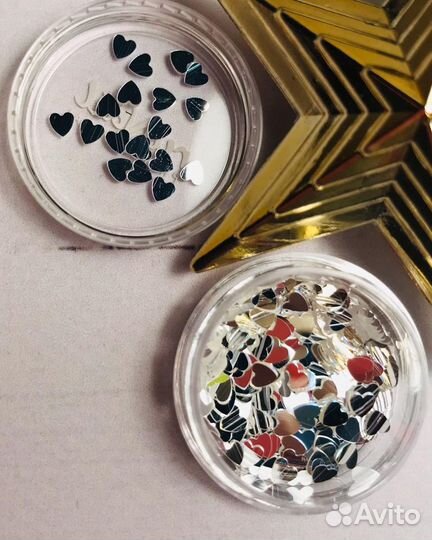 Для дизайна ногтей