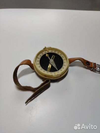 Компас наручный СССР