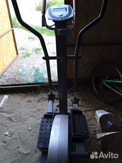 Эллиптический тренажер профессиональный