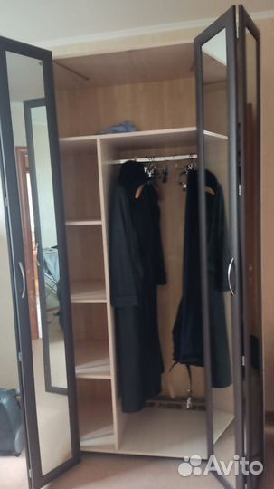 Шкаф распашной бу