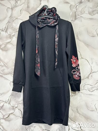 Платье толстовка Reserved