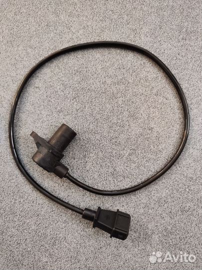 Датчик коленвала змз-406 Bosch 0261210113