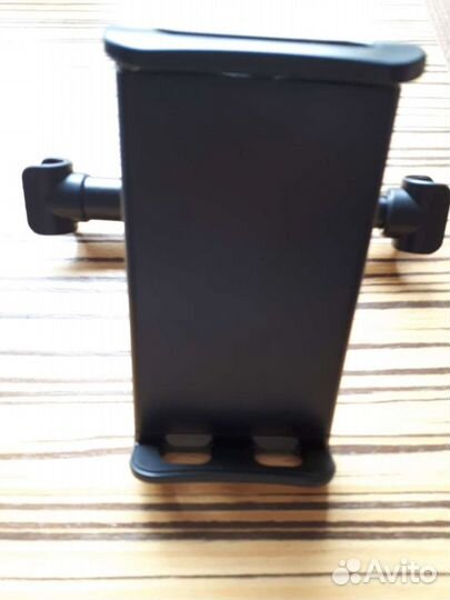 Автомобильный держатель для телефона и планшета
