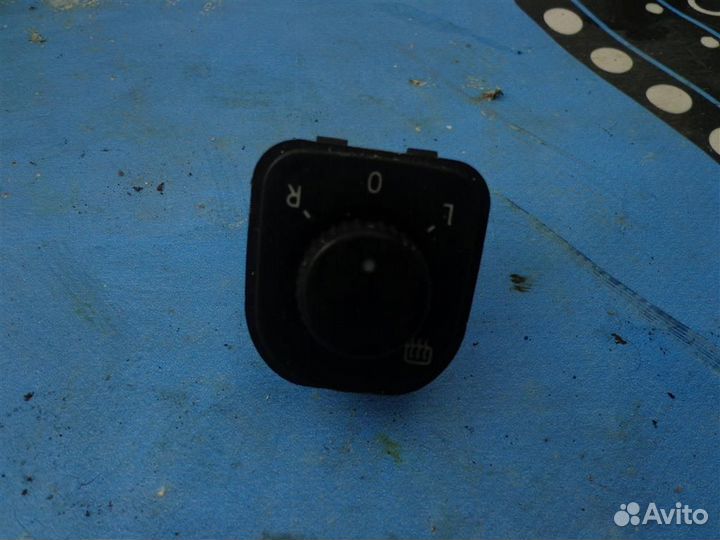 Переключатель регулировки зеркала VW Passat B6