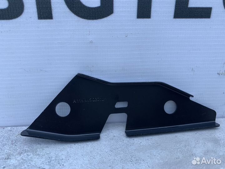 Кронштейн переднего бампера Mercedes A1188850201