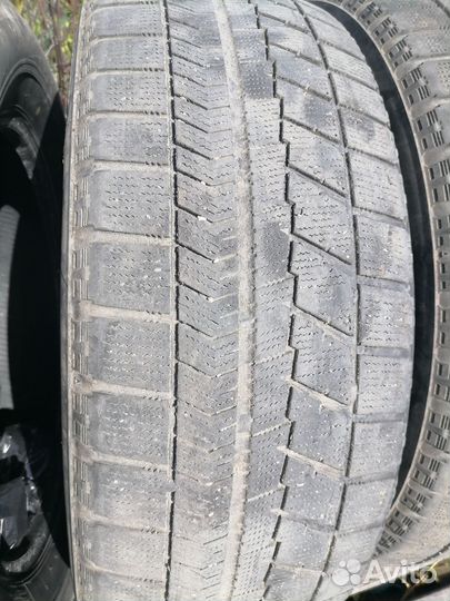 Bridgestone Blizzak VRX 225/60 R18