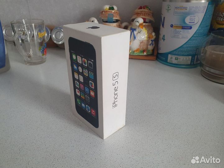 Коробка от iPhone 5s