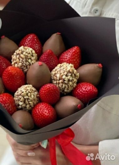 Букет из клубники в шоколаде