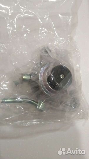 Насос подкачки дизельного топлива Toyota Land Crui