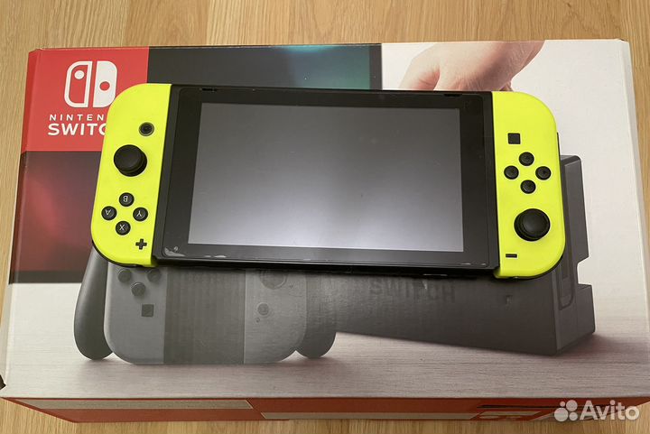 Nintendo switch с комплектом игр
