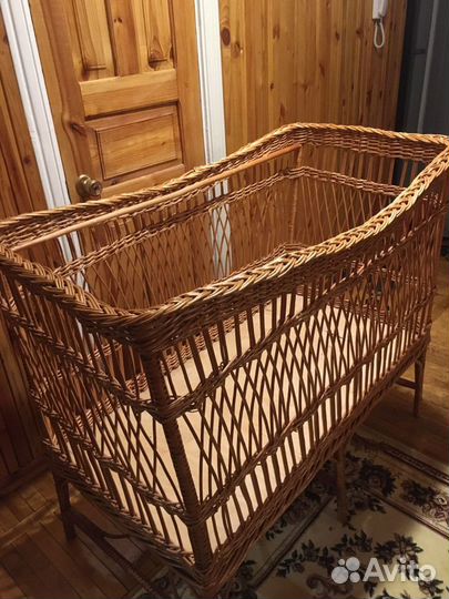 Детская кроватка плетеная